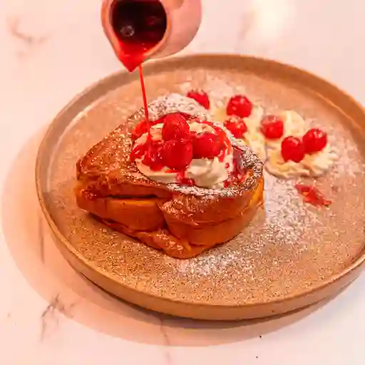 Tostada Frutos Rojos