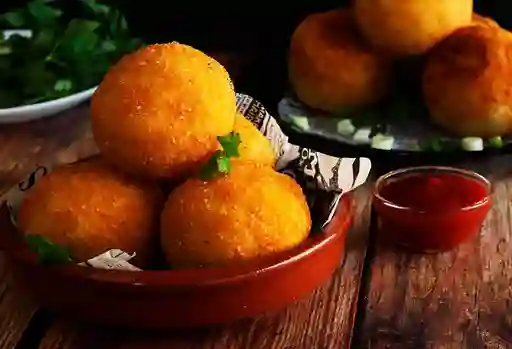 Papa Rellenas de Pollo