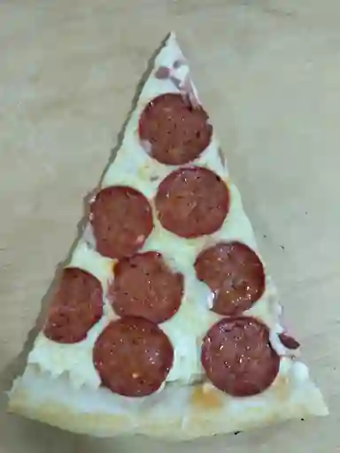 Pizza Especial Borde de Pepperoni