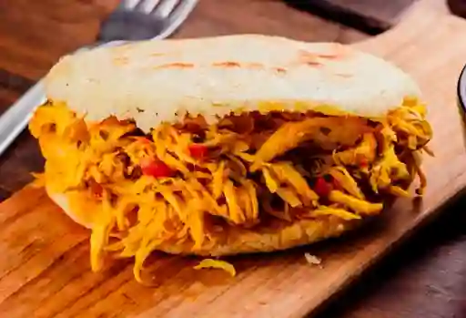 Arepa de Carne y Queso