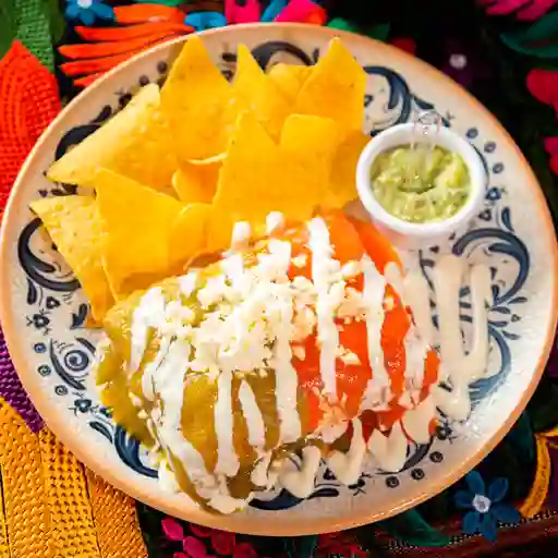 Chimichanga de Pollo y Tocineta