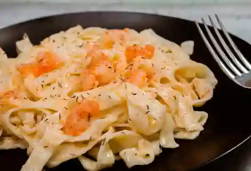 Fetuccini con Camarón