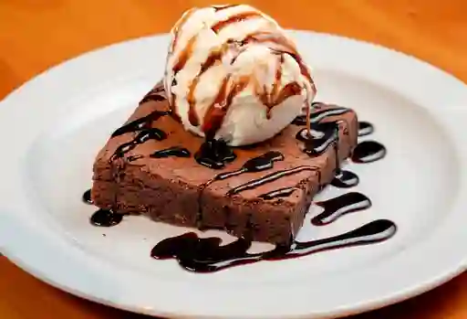 Brownie con Helado