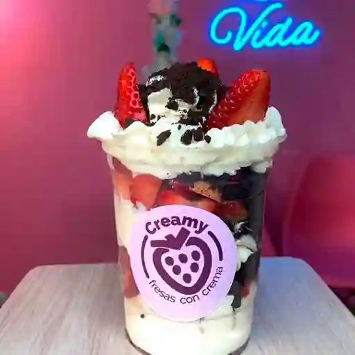 Fresas con Crema y Helado