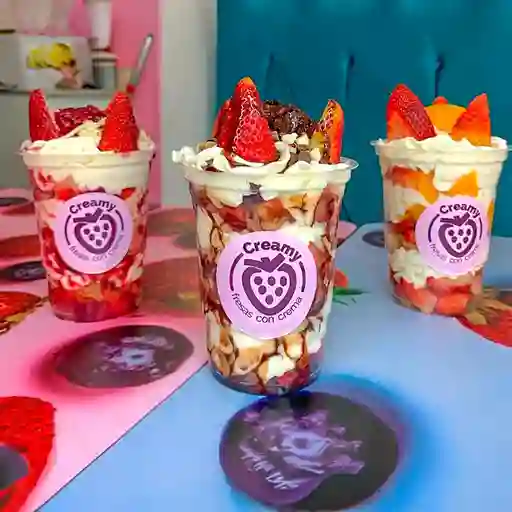 Fresas, Durazno y Crema