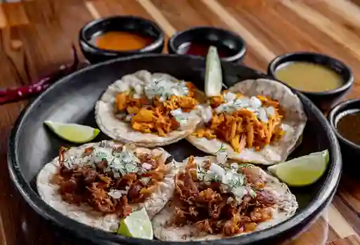 4 Tacos de Tierra