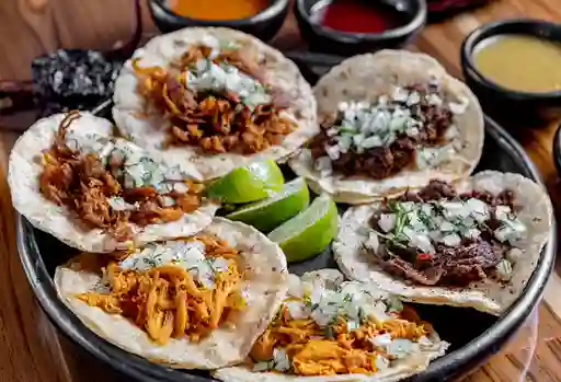 6 Tacos de Tierra