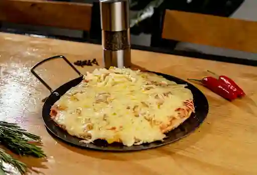 Pizza de Piña y Queso