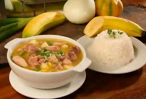 Sopa de Menudencias