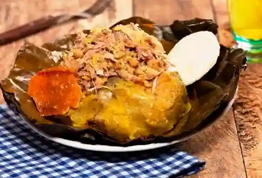 Tamal con Lechona Moñona