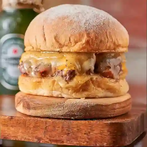 Cheesy Burger