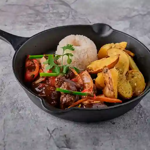 Risotto a la Huancaína con Lomo Saltado