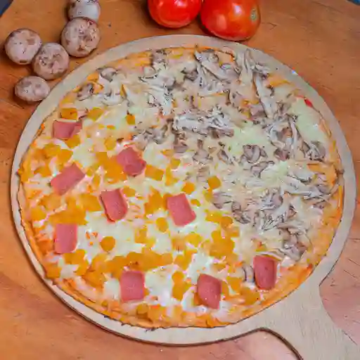 Pizza de la Casa Mediana