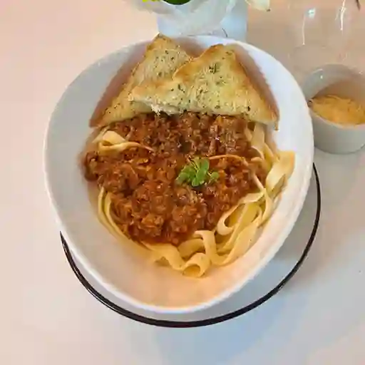 Fetuccini de Carne