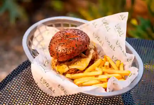 Hamburguesa de Costilla Desmechada y Carne de Res ..