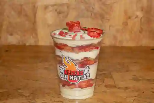 Fresas con Crema y Helado 12 Oz