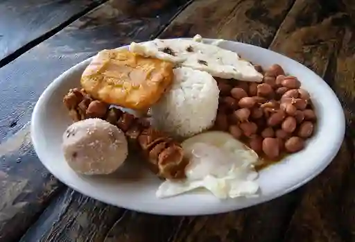 Bandeja Paisa