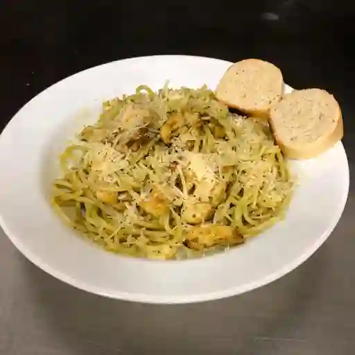 Pasta Pesto con Pollo