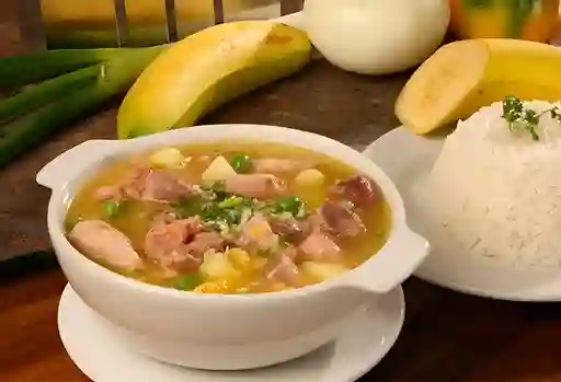 Sopa de Menudencias