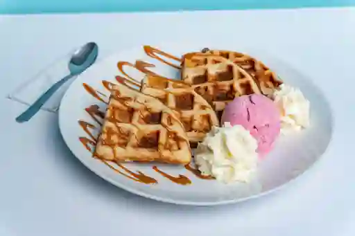 Wafflebono de Arequpe con Helado