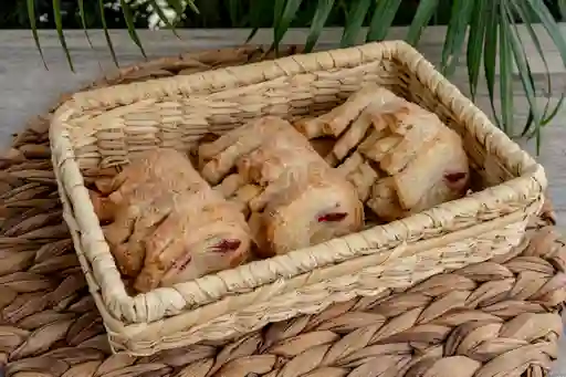 Pan Chicharrón con Guayaba