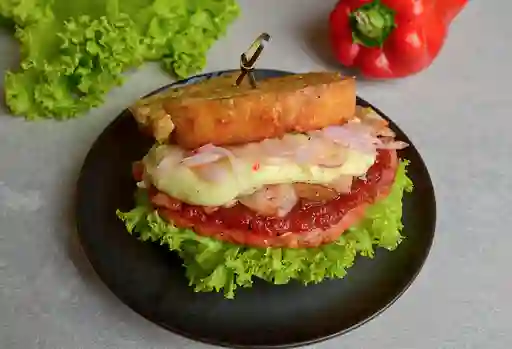 Sándwich de Jamón y Tocineta Ahumada