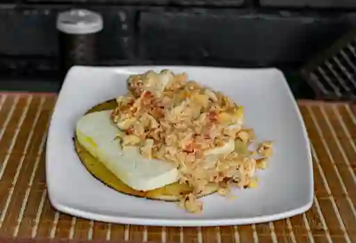 Arepa con Queso y Huevos