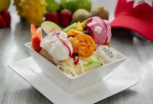 Ensalada Especial con Helado