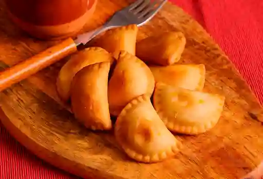 Empanada Pollo Tocineta