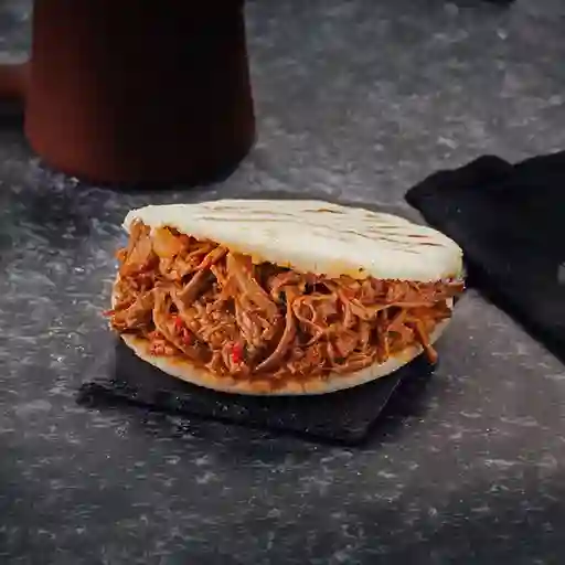 Arepa con Carne