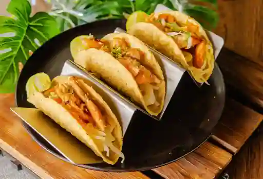 Tacos de Salmón