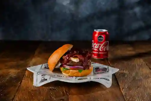 Burger Chester New York + Coca-Cola