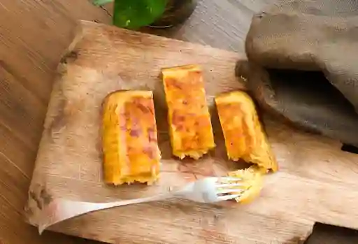 Torta de Maduro con Queso Grande