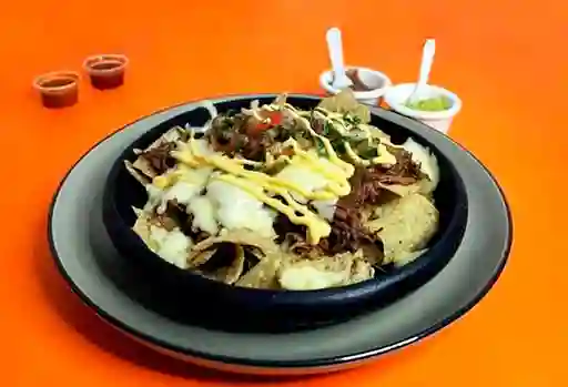 Nachos Birria de Res