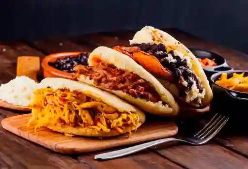 Arepa Rellena de Carne