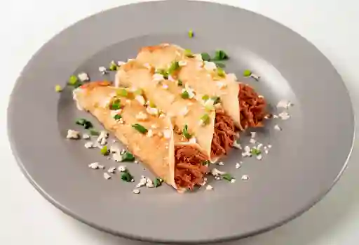 Crepe de Carne Desmechada