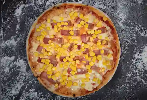 Pizza de Tocineta y Ciruela