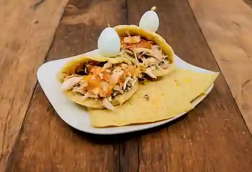 Arepa de Pollo y Champiñón