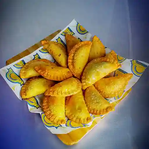 Empanadas de Pollo con Arroz