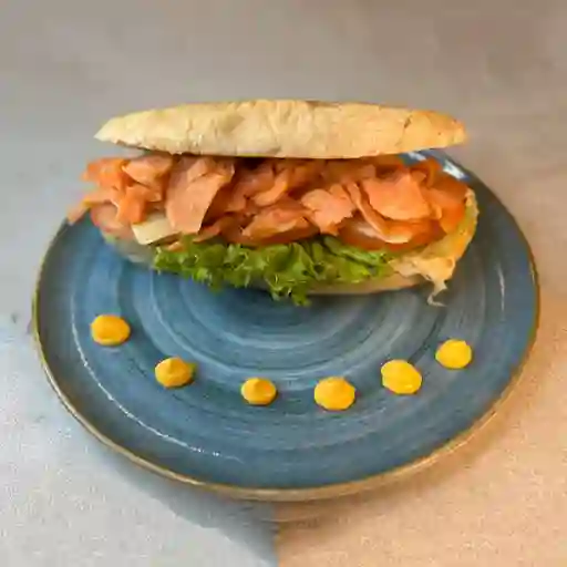 Sándwich de Salmón Ahumado