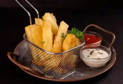 Porción Yuquitas Fritas