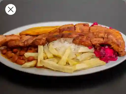 Bandeja con Chicharron