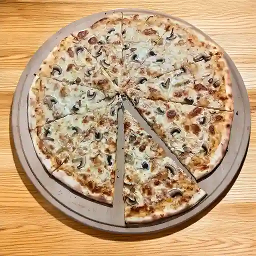 Pizza Pollo Champiñones