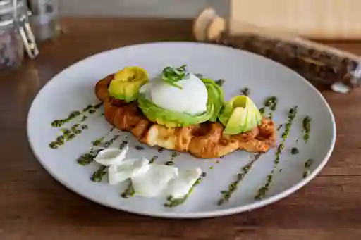 Croissant Avocado