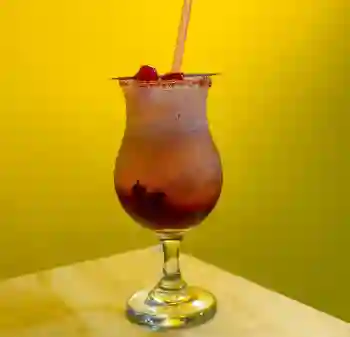 Soda de Frutos Rojos