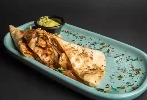 Quesadilla Tulum de Pollo