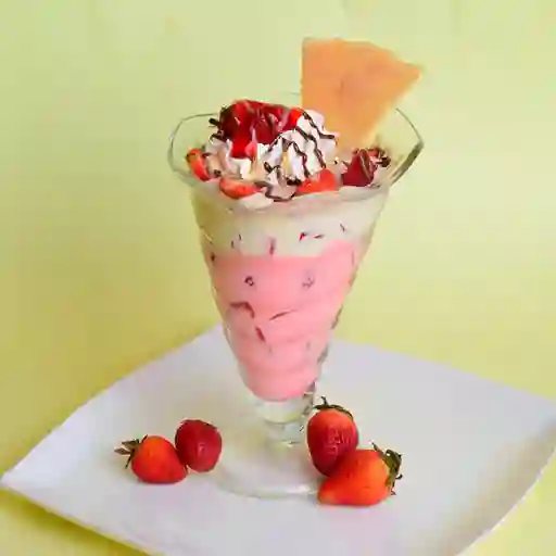 Fresas con Crema 12 Oz