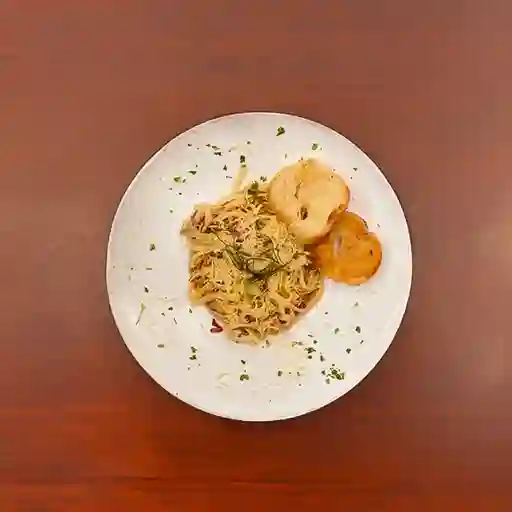 Fettucinni Napolitano con Pollo