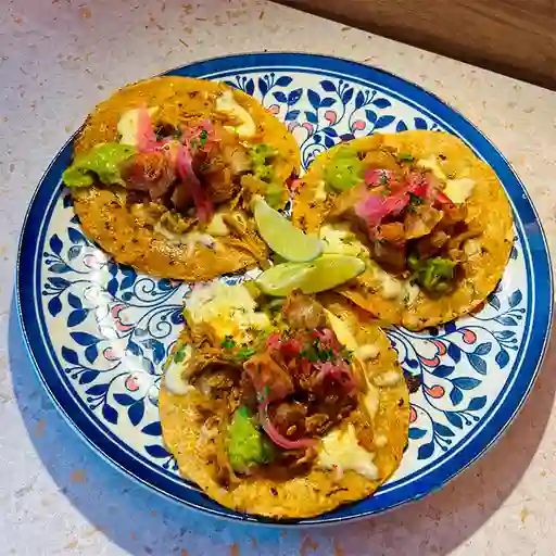 Tacos de Chicharrón X 3