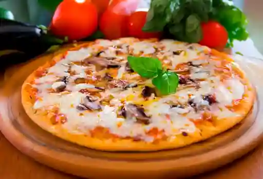 Pizza Pollo Champiñón